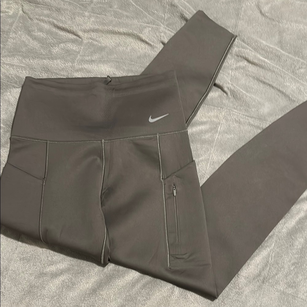 Nike gray leggings